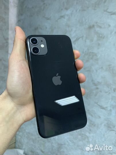 iPhone 11, 64 ГБ