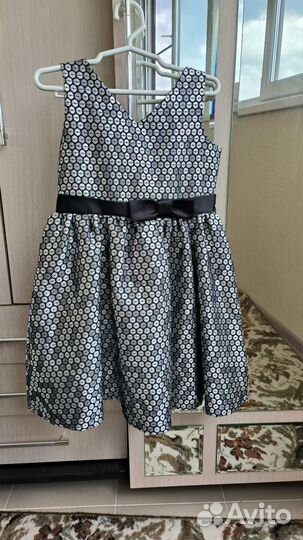 Нарядное платье для девочки 122 128