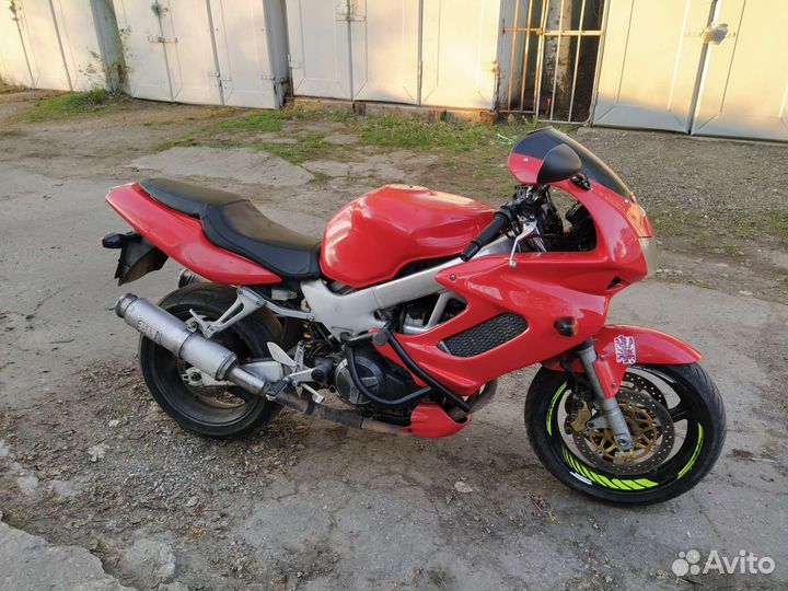 Honda VTR 1000F Firestorm