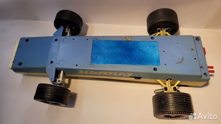 Машинка радиоуправляемая 