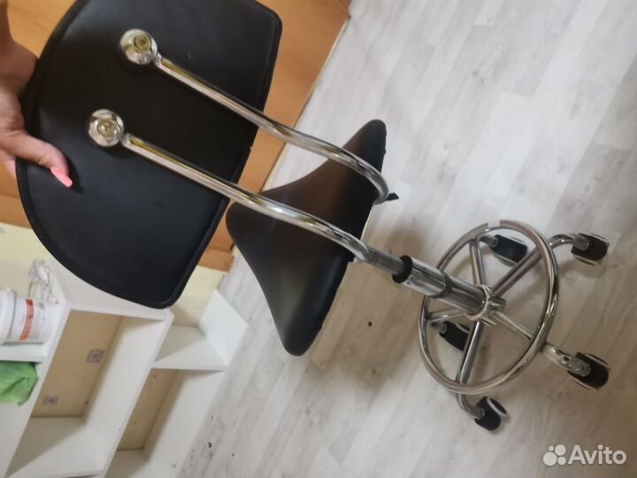 Стул седло со спинкой