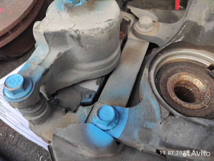 Кулаки поворотные Accord CL9