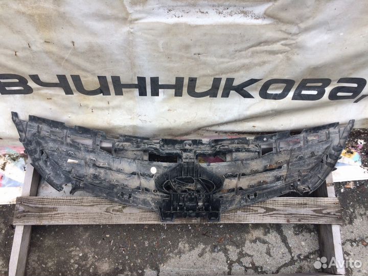 Решетка радиатора Hyundai Solaris рестайлинг