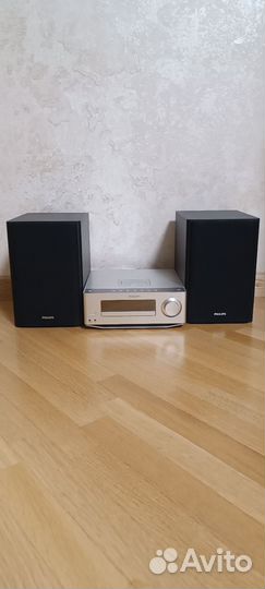 Музыкальный центр Philips DCD 7010