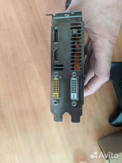 Видеокарта GTX 650ti boost 2GB