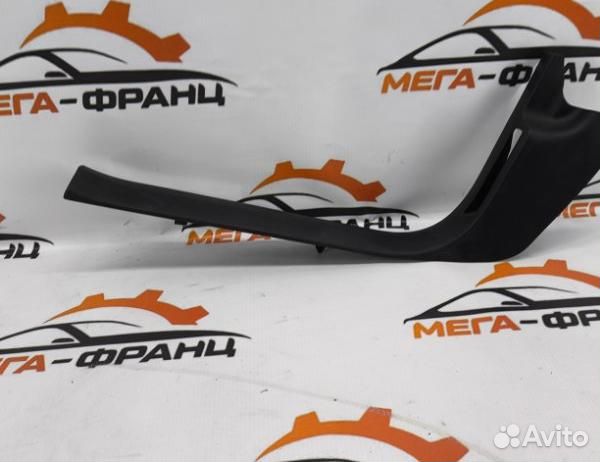 Накладка на порог салона передняя левая Peugeot