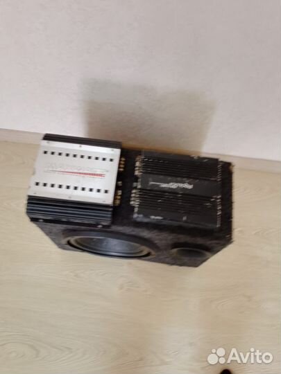 Музыка все работает