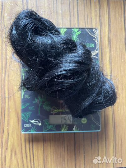 Натуральные волосы отличного качества 71 см 145 гр