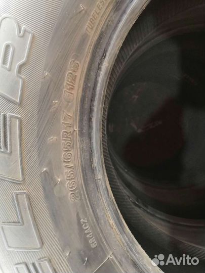 Bridgestone Dueler H/T 265/65 R17