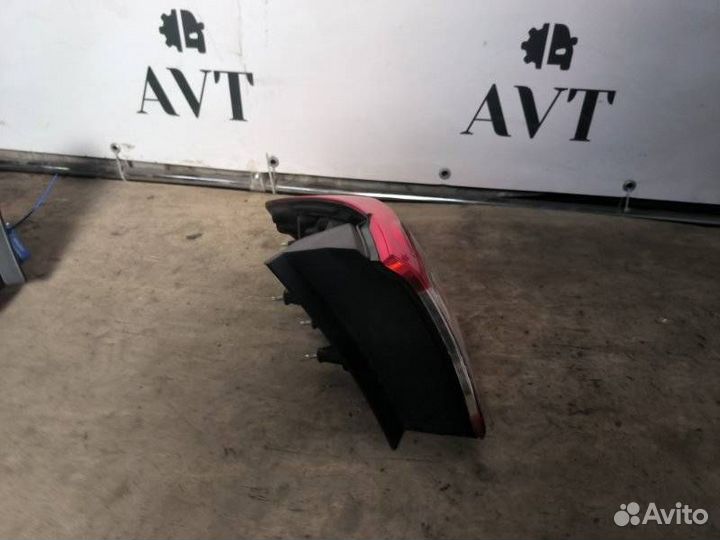 Фонарь задний правый Hyundai Santa Fe CM D4HB