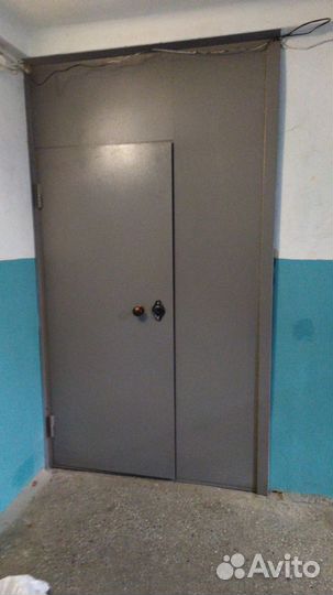 Металлические двери в тамбур.Перегородка. Отсечка