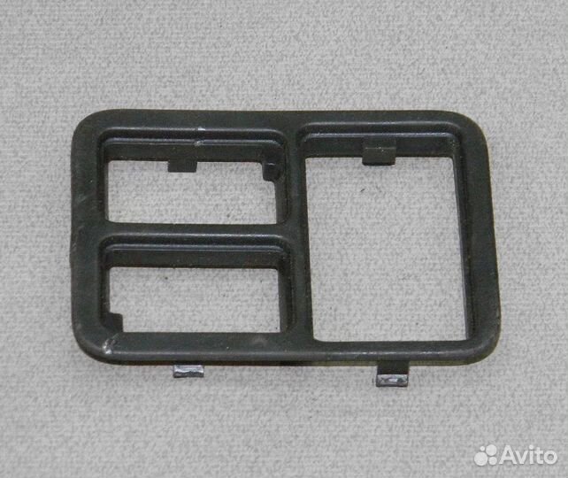 Накладка кнопок центральной консоли Nissan Almera