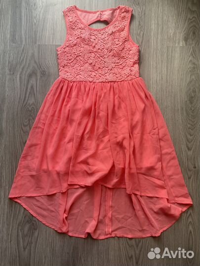 Платье на девочку 134