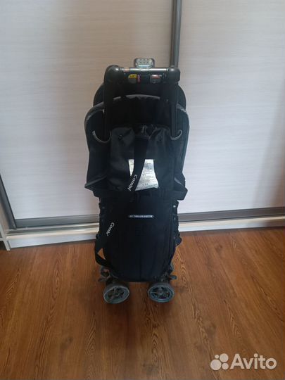 Прогулочная коляска трость Combi