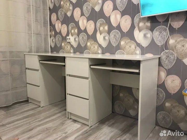 Компьютерный стол