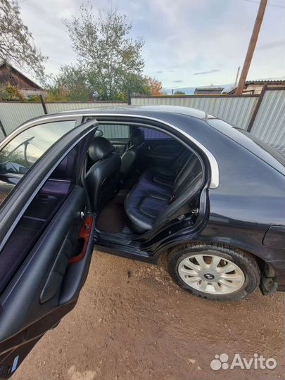Hyundai Sonata 2.0 МТ, 2005, 225 400 км