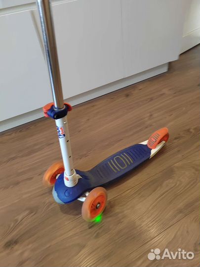 Самокат детский трехколесный