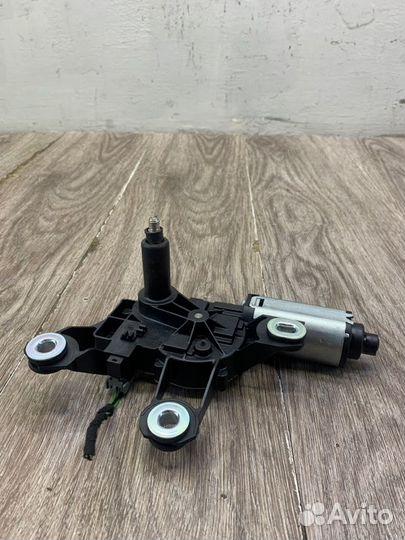 Мотор дворников задний Ford Fiesta хетчбэк 5-ти