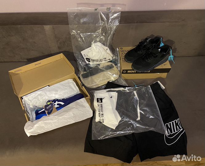 Одежда и кроссовки под заказ с Poizon