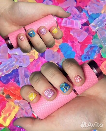 Маникюр на дому