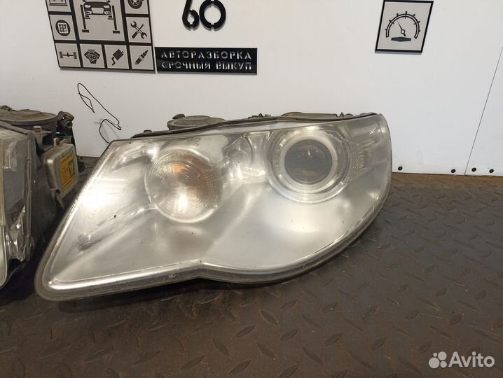 Фара для VW Touareg
