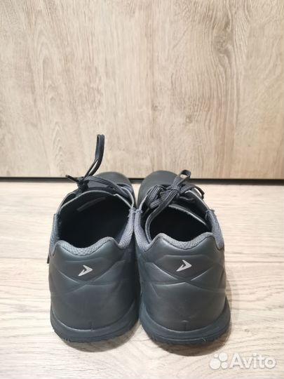 Бутсы demix quantum 40 размер