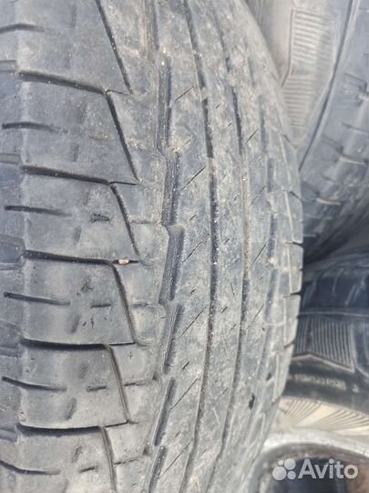 Kumho Road Venture ST KL11 235/75 R16