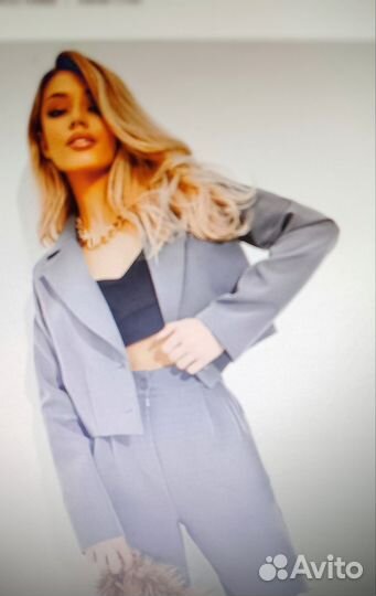 Брючный костюм женский