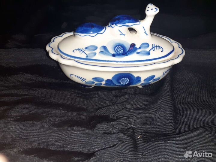 Гжель,фарфор,шкатулка,сахарница,икорниц Норка СССР