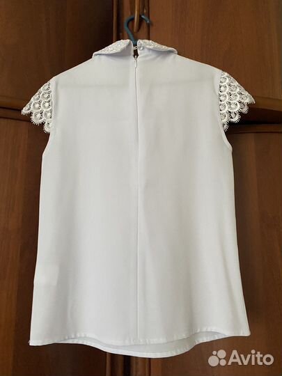 Блузка для школы и футболка demix