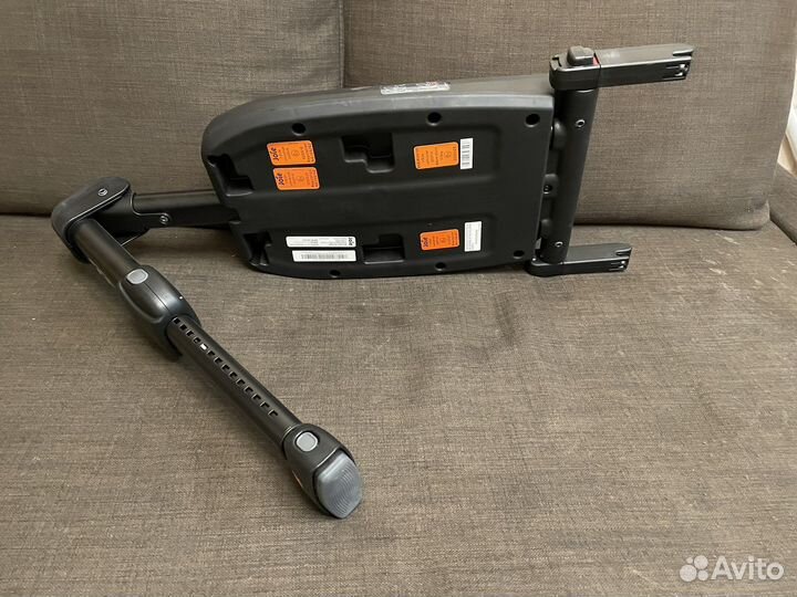 Автомобильная люлька с креплением IsoFix