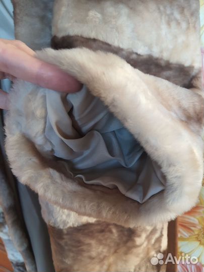Шуба мутоновая с капюшоном 48 50