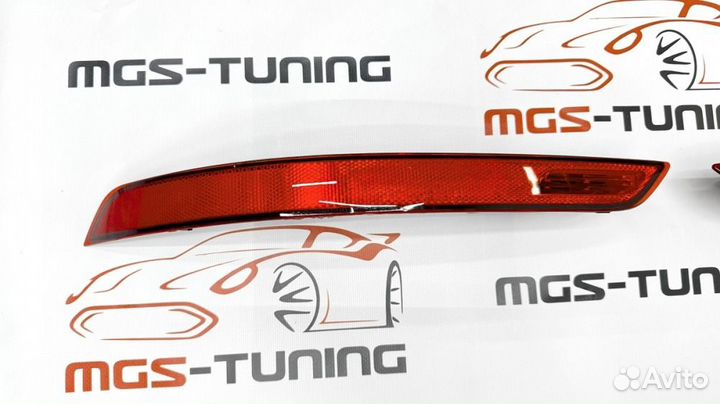 Отражатели заднего бампера Porsche Cayenne 958.2