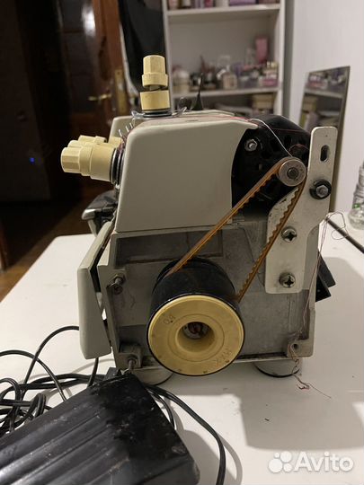 Оверлок агат элит профессиональный 5-нитка