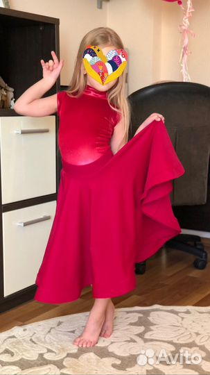 Платье для бальных танцев