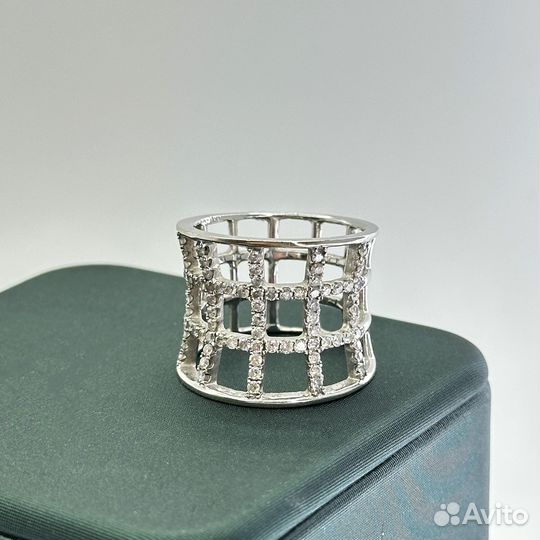 Золотое широкое кольцо бриллианты 1,02 750