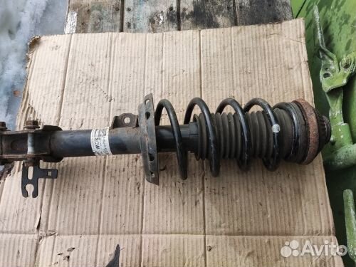 Стойка передняя правая Опель Астра Н