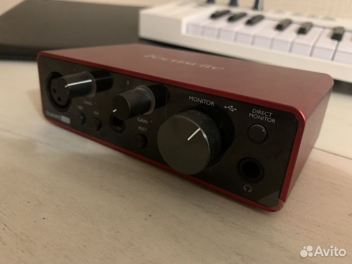 Focusrite Scarlett solo 3rd gen звуковая карта