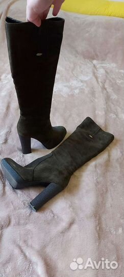 Демисезонные замшевые сапоги 35 р