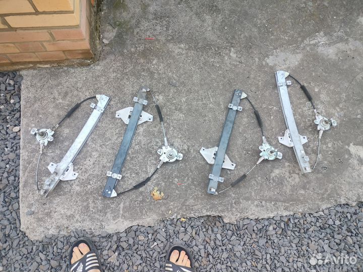 Стеклоподъëмники на Hyundai accent