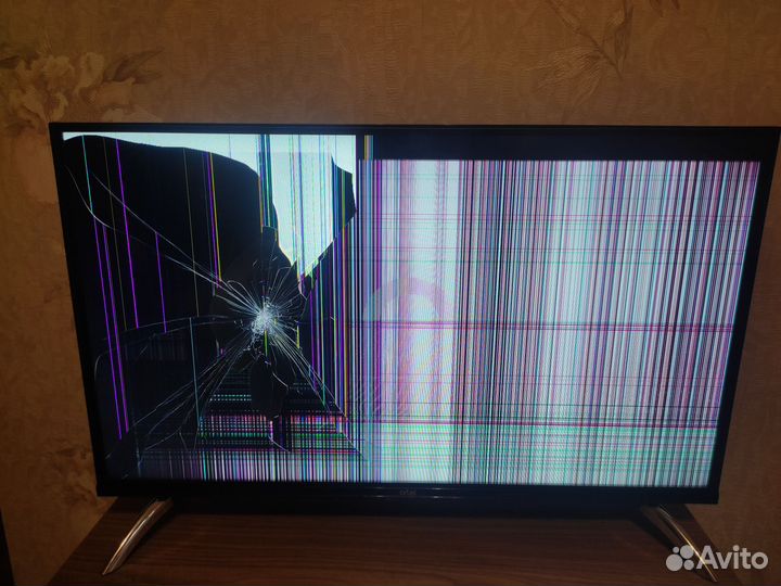 Телевизор SMART tv 32 бу