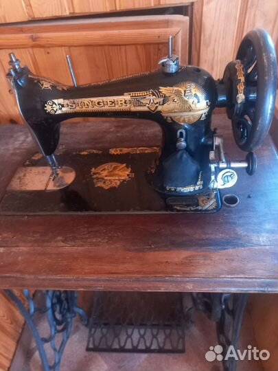 Швейная машинка singer