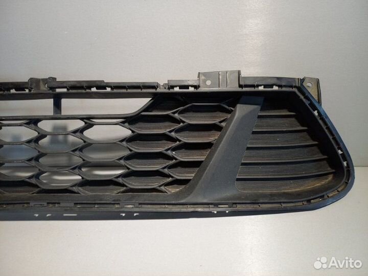 Решетка радиатора Kia Ceed 3 хэтчбек G4FG 2018