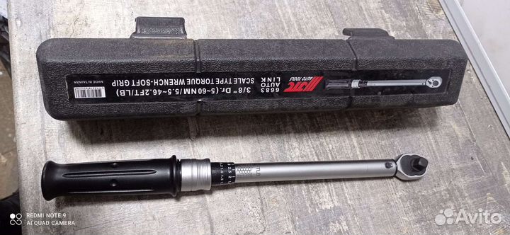 Динамометрический ключ 3/8 новый