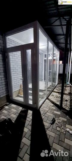 Безрамное остекление террас, веранд, балконов