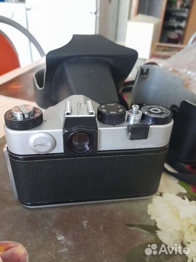 Плёночный фотоаппарат zenith зенит