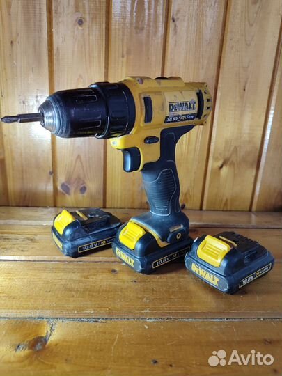 Дрель-шуруповерт dewalt DCD710C2