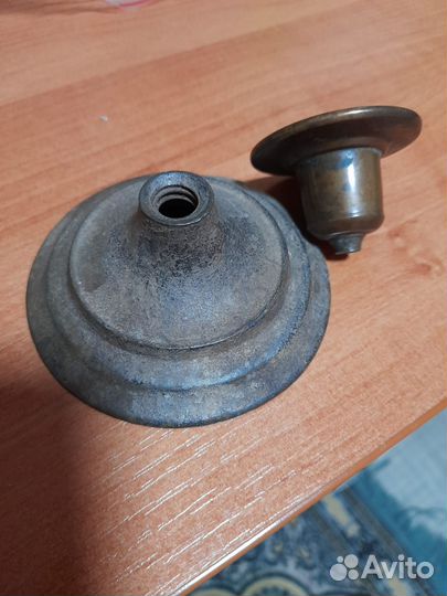 Старинный бронзовый подсвечник