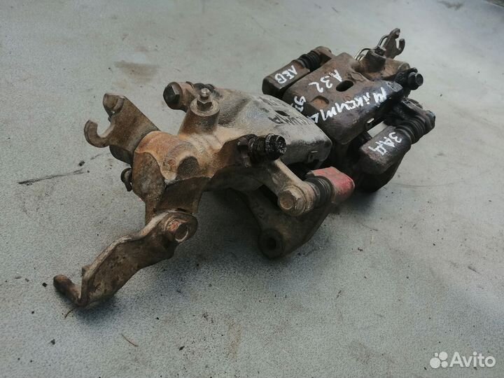 Суппорт тормозной задний для Nissan Maxima (A32)