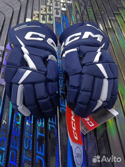 CCM FT6 PRO сине-белые 13